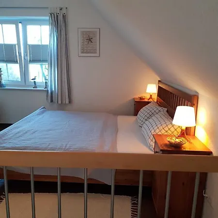 Ferienhaus Ferienwohnung _hus An Zickenbarg_