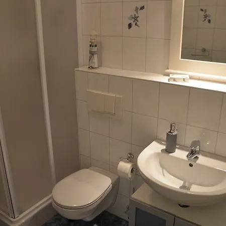 Ferienwohnung _hus An Zickenbarg_ * Zempin